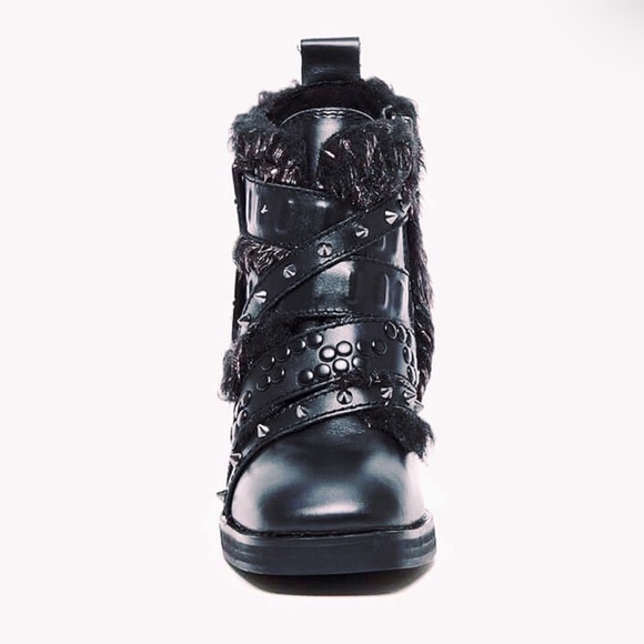 Kelsi Dagger Studded Metallic Faux Fur Ankle Black Leather Boot Women Sizes NWOB - Picture 2 of 14